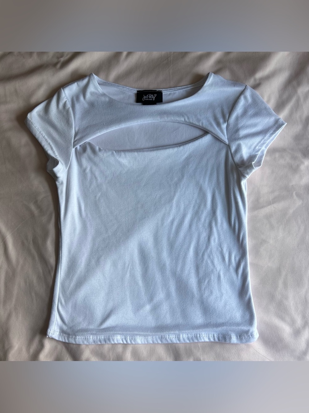 Just Polly Front Cut-Out Top – Size Medium